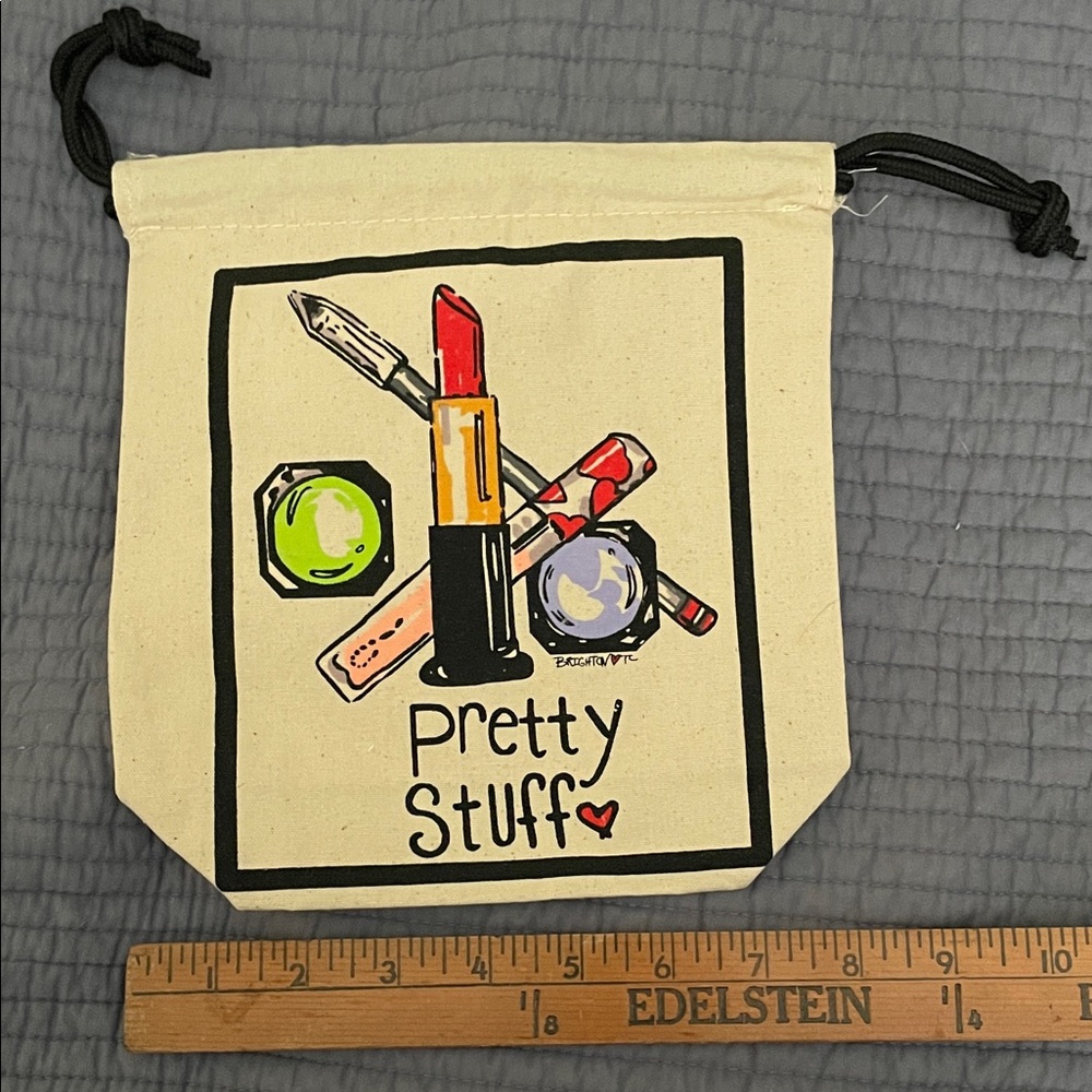 Brighton Tote Bags with Red and Black Accents - Picture 6 of 12